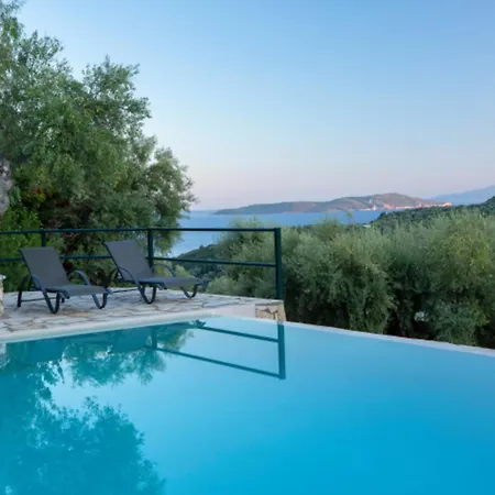 Cristina - Charming With Stone And Wood Elements In Bay * Syvota