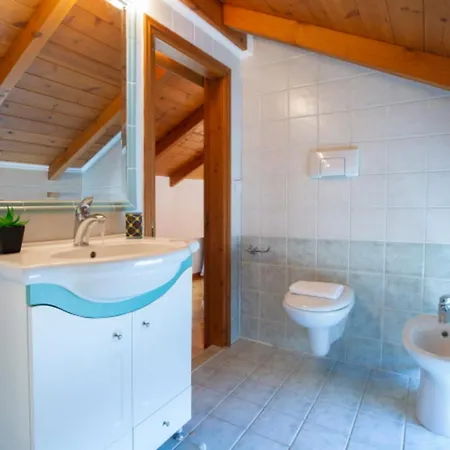 Cristina - Charming With Stone And Wood Elements In Bay Syvota