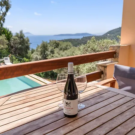 Cristina - Charming With Stone And Wood Elements In Bay * سيفوتا