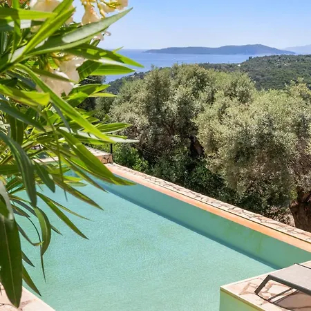 Cristina - Charming With Stone And Wood Elements In Bay * Syvota