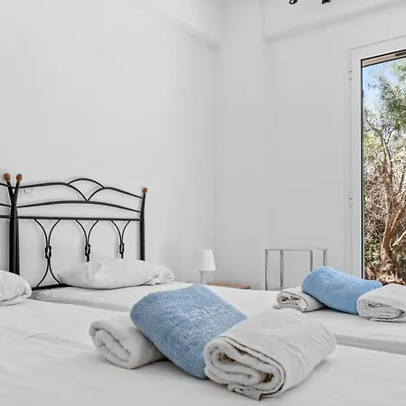 Cristina - Charming With Stone And Wood Elements In Bay Villa *