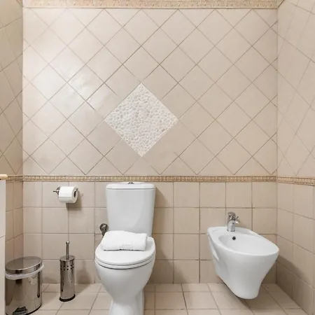 Villa Cristina - Charming With Stone And Wood Elements In Bay