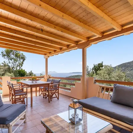 Cristina - Charming With Stone And Wood Elements In Bay Syvota