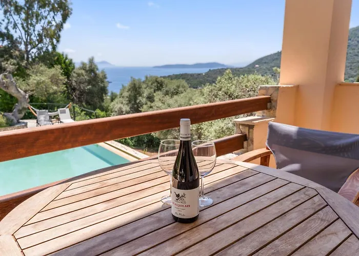 Cristina - Charming With Stone And Wood Elements In Bay * سيفوتا