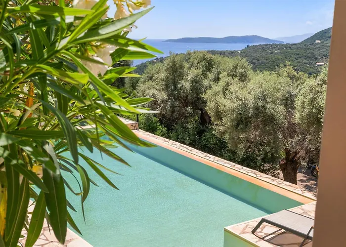 Cristina - Charming With Stone And Wood Elements In Bay * سيفوتا